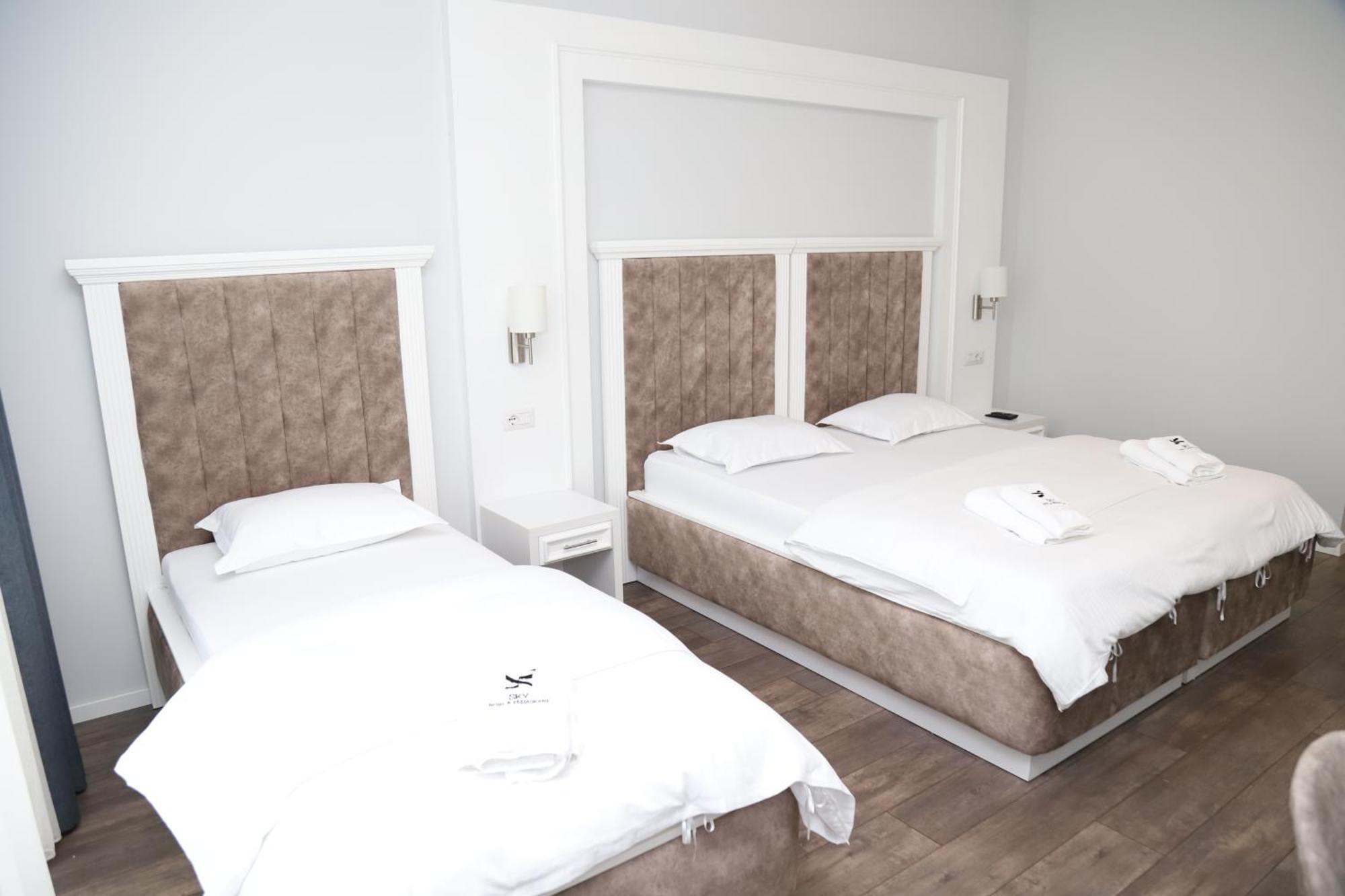 Sky Hotel Prizren Zewnętrze zdjęcie