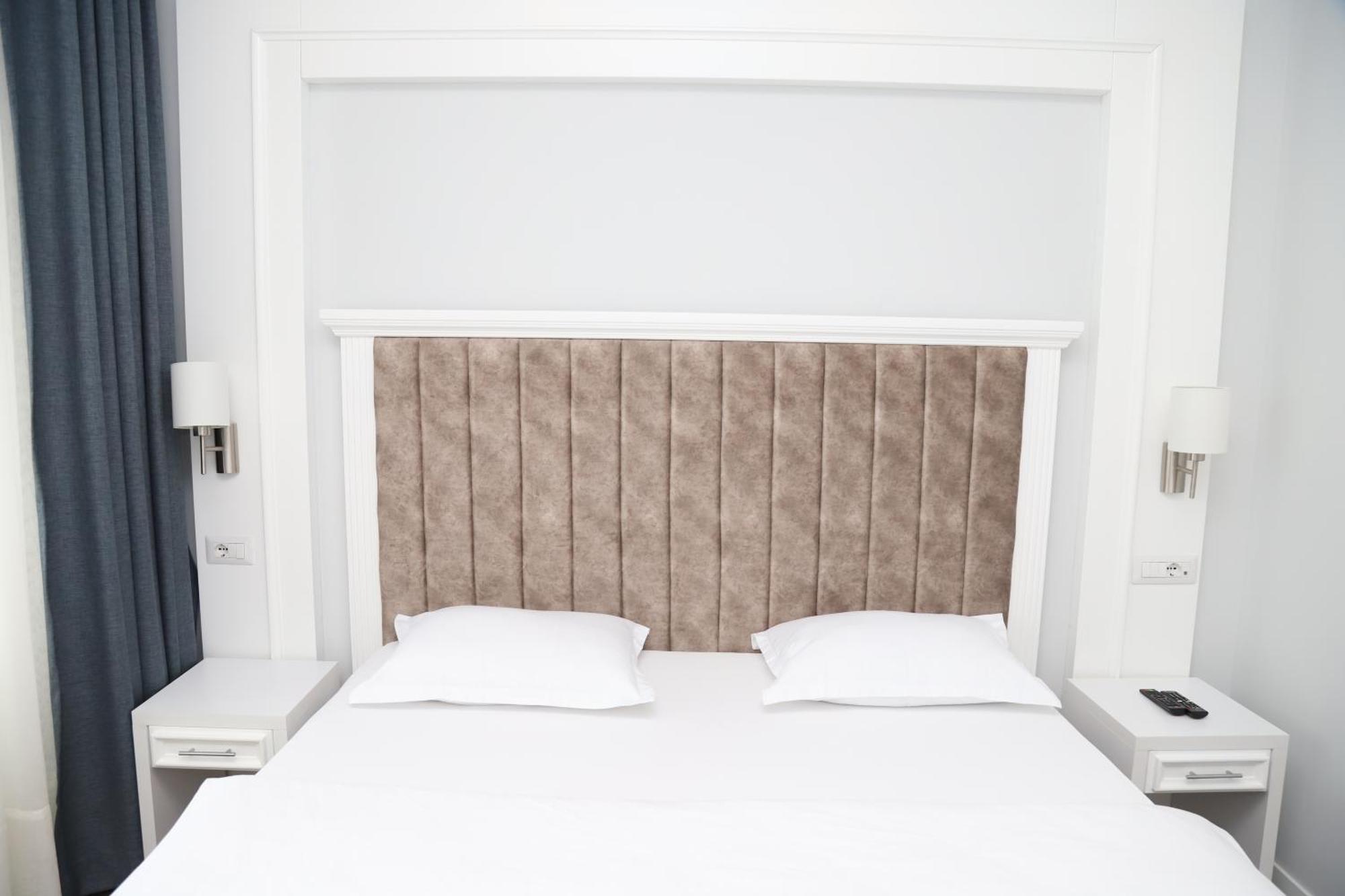 Sky Hotel Prizren Zewnętrze zdjęcie